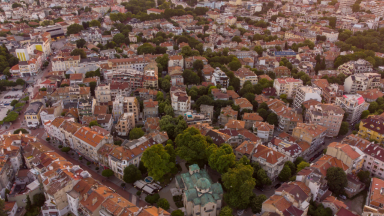 aerial-view-of-the-beautiful-city-of-varna-at-suns_640x360px
