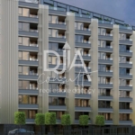 Тристаен апартамент в нова сграда с впечатляваща архитектура и отлична локация. - 0