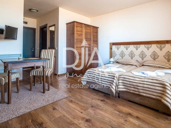 Студио с планинска гледка до Пирин Голф Клуб. - 0