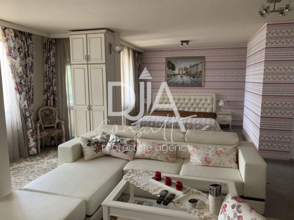 Елегантен тристаен апартамент под наем до парк Витоша. - 0