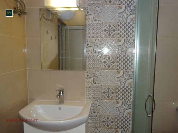 Просторен, двустаен апартамент за продажба в Студентски град - 0