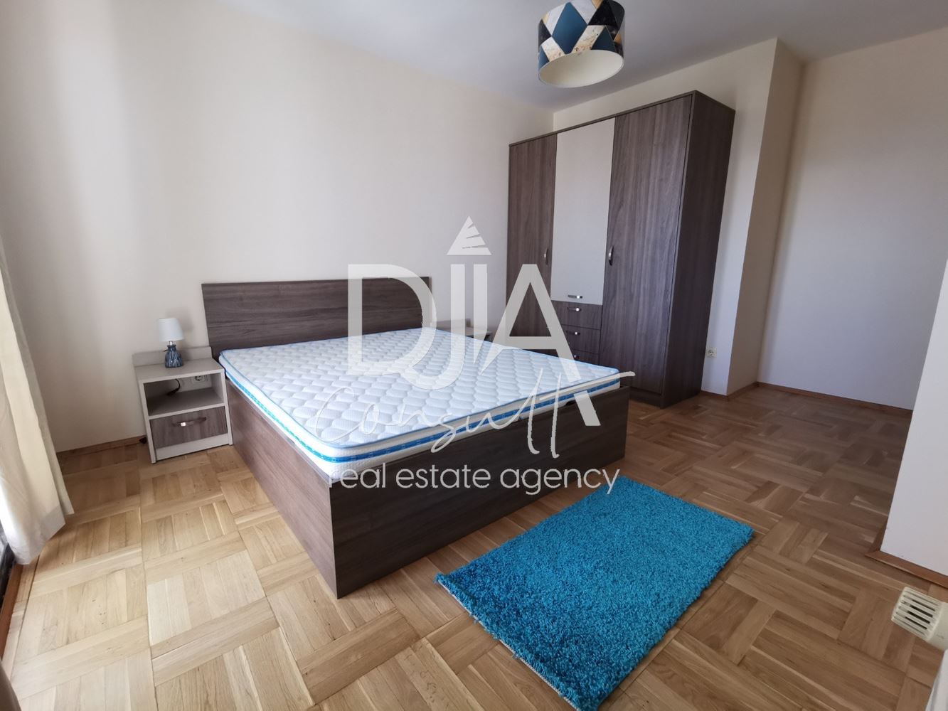 2-стаен апартамент под наем в кв.Лагера - 0