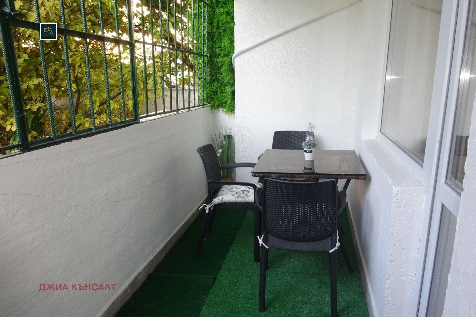 Южен, двустаен апартамент за продажба в кв. Овча купел - 0