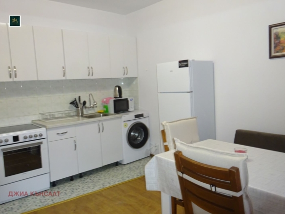 Южен, двустаен апартамент за продажба в кв. Овча купел - 0