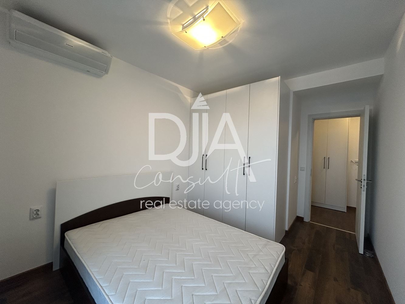 Нов двустаен апартамент под наем в ж.к. Връбница 2, до метростанция и Северен парк - 0