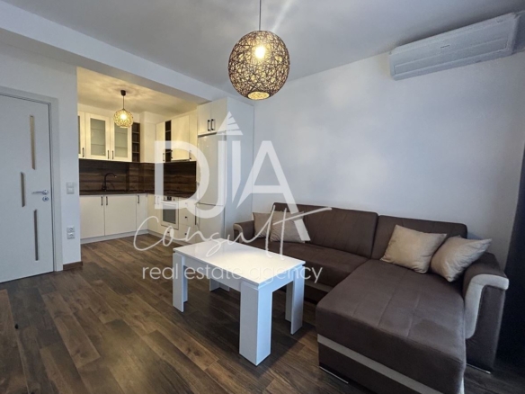 Нов двустаен апартамент под наем в ж.к. Връбница 2, до метростанция и Северен парк - 0