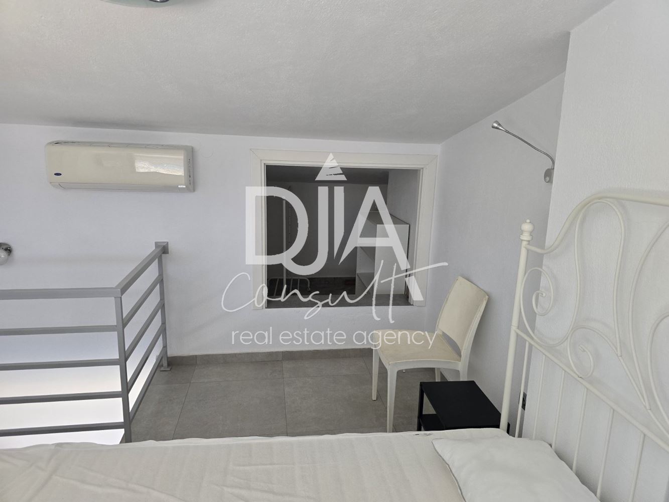 Мезонет на брега на морето в Гърция - 0