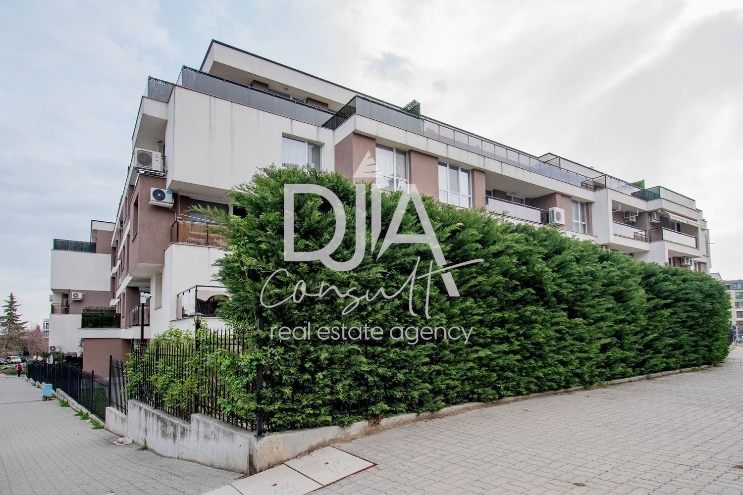 ОФИС-СКЛАД ЗА ПРОДАЖБА В МАНАСTИРСКИ ЛИВАДИ, СОФИЯ 466 кв.м | Сървърна зала| Трифазна ел. 380V | Ново строителство 2019 | Напълно оборудван | DJIA Consult - 0